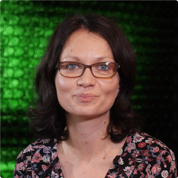 <br>Lovász Dóra